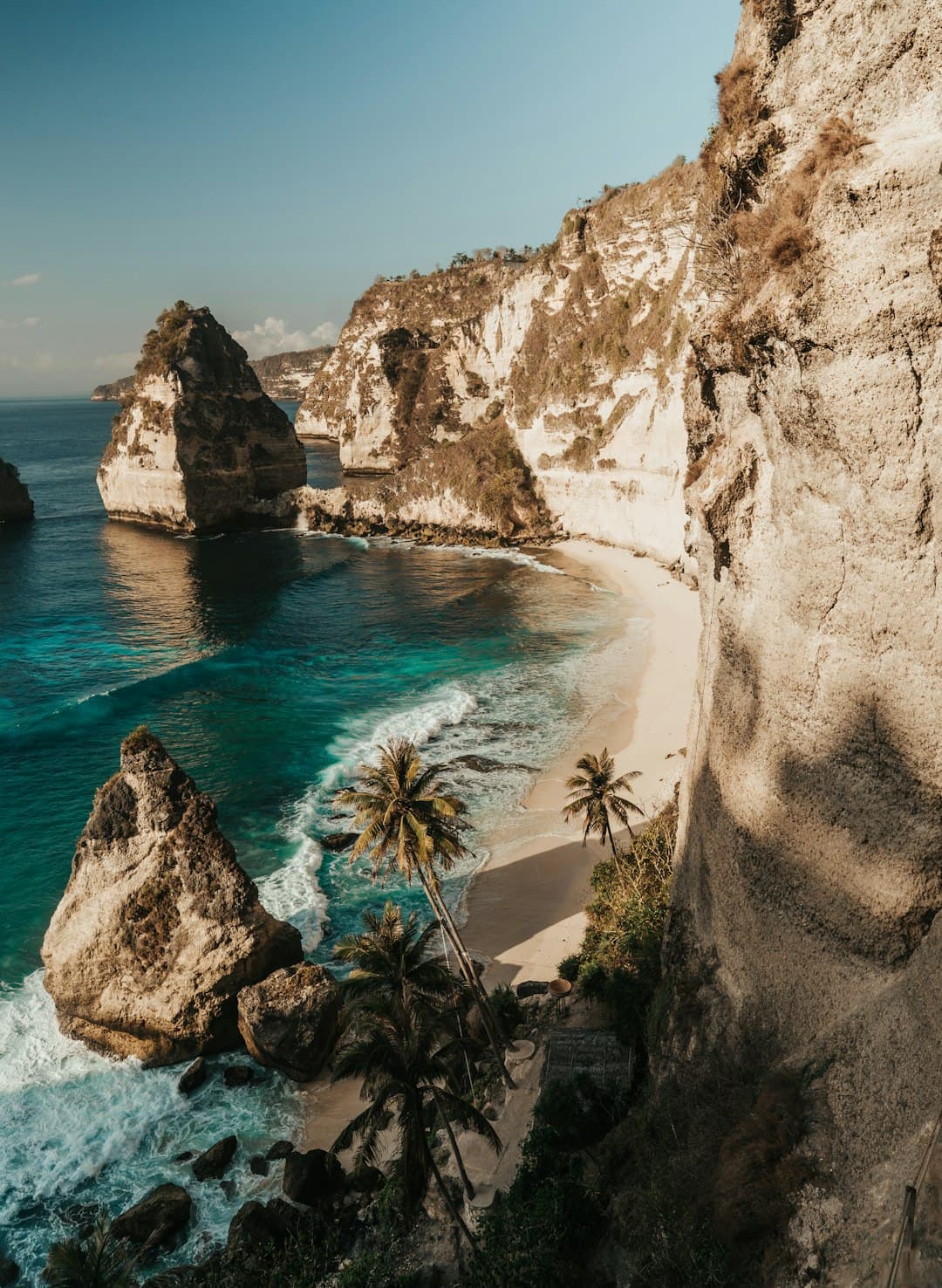 Cultural trip to Bali, Indonesia for 1 person over 7 days – $1000 total