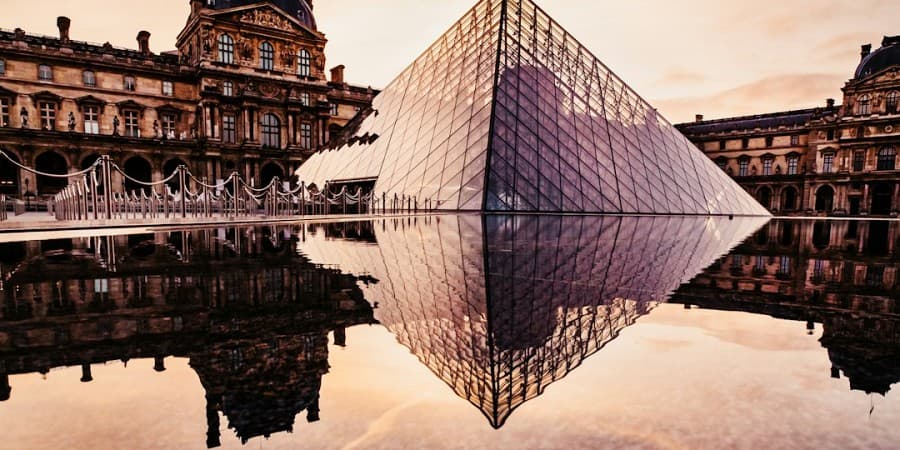 Louvre Museum