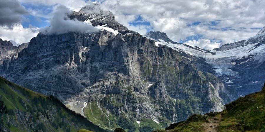 Relaxation trip to Luzern, Switzerland for 2 people over 4 days – $2000 total